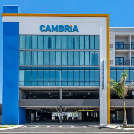 Cambria Hotel St Petersburg-Madeira Beach Marina