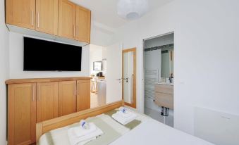 Charming apartment - 1BR-4P- Suresnes