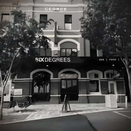 Six Degrees Boutique Hotel