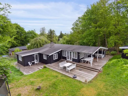 "Rami" - 2km from the Sea