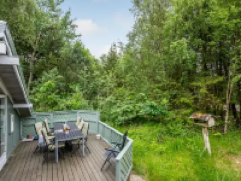 "Aamu" - 300m to the Fjord