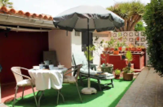 QUIET APARTMENT AMONG GARDENS