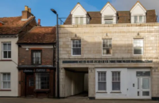 Eastons 1 Bedroom Apartment with Sofa Bed