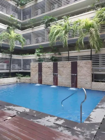 Tess and Tessha Condotel near T3 Airport