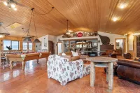 Western Ranch for Weddings, Retreats, Reunions. Sleeps 30 in Two Lodging Units,
