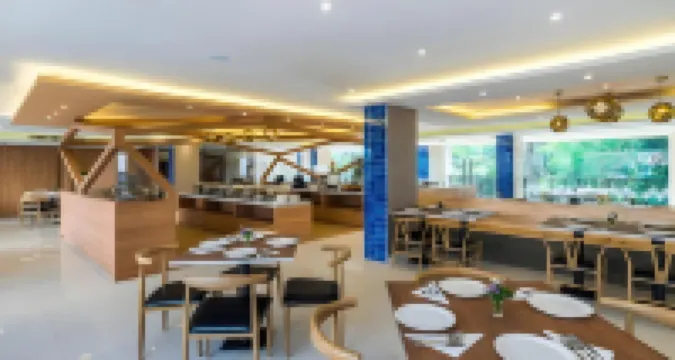 โรงแรมเซอร์คอน