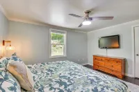 Pet-Friendly Pickens Vacation Rental w/ Fire Pit - Lemmikkieläimet sallittu
