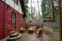 Welcoming cabin in Mt. Hood Corridor