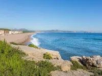 Apartment in Pals near Peaceful Beach