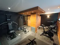 Apartment in central location with views - Hot Tub
