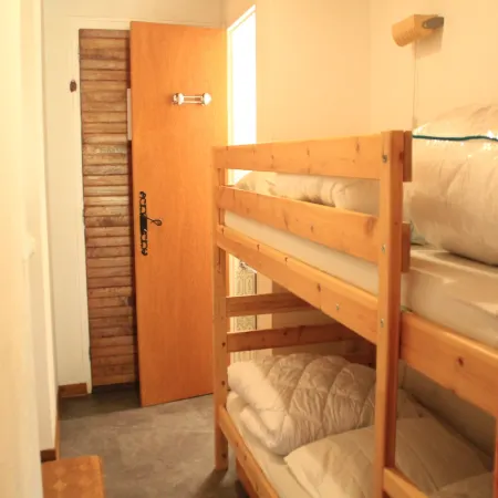 Apartment for 4 people with balcony Отели в г. Шатель
