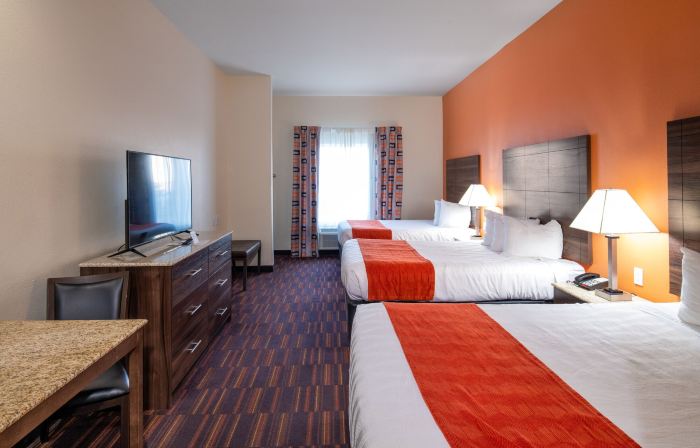 Home Away Kitchen Suites Enid