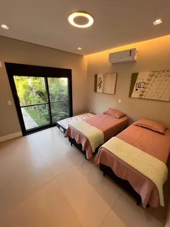 House in Riviera, 600 Meters from the Beach: Swimming Pool, Jacuzzi and Beath Tennis Court!