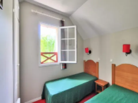 Holiday Home in France near Scenic Lake Hotels in Monflanquin