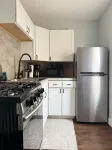 Downtown EVV Studio / Chandler C
