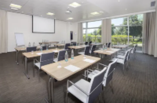 Best Western Premier CHC Airport