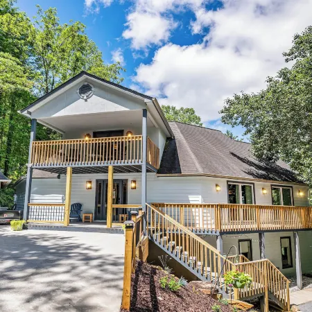 Blue Ridge Lake Home w/ Hot Tub in Morganton!