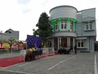 Sisingamangaraja Guest House Semarang Các khách sạn ở Jomblang