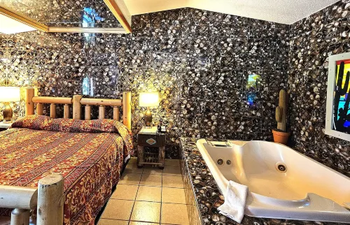 Bed Ford Inn Hotels in Luna Pier