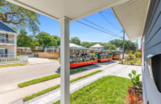 Walk to Downtown St. Augustine + Free Parking