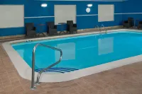 Hampton Inn Kansas City the Legends - Pool