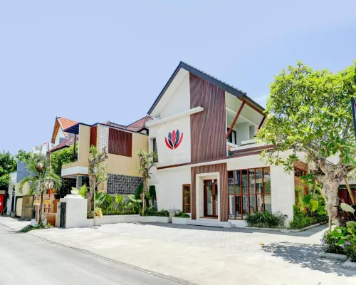 Cove Ransha Stay Hotels near Renon