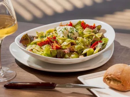 Hôtel Ibis Montélimar Nord Отели в г. Клиускла