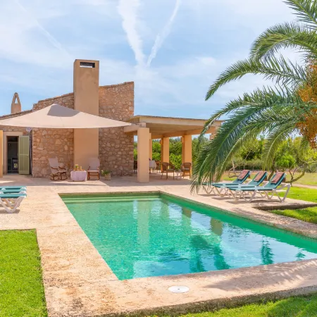 Son Floriana - Villa With Private Pool. Free Wifi