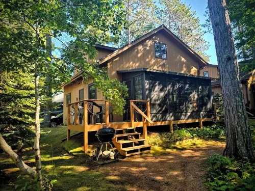 Soak up the Sun - Lakeside Cozy CabinNear Boulder Junction 3 Bdrm / 2 Bathrm