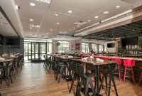 Holiday Inn & Suites JOLIET SOUTHWEST by IHG - bar