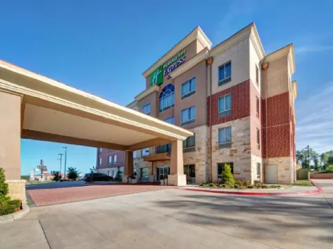 Holiday Inn & Suites OKLAHOMA CITY NORTH by IHG