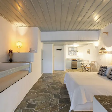 Lighthouse Hotel