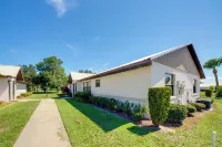 Screened Porch + Pool Access: Cozy Sebring Condo - 3-Star