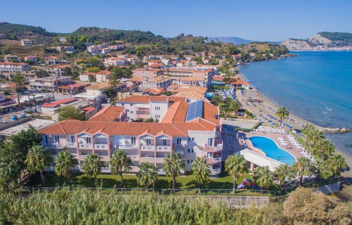 Xenos Kamara Beach