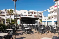 Alua Suites Las Rocas - 早餐