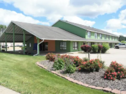 Timber Motel Hotels in Clinton