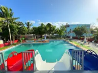 Elizabeth Hotel - Naga - Pools