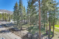 Game Room, Mtn Views! Unit 1 Mi to Heavenly Resort - Homestays