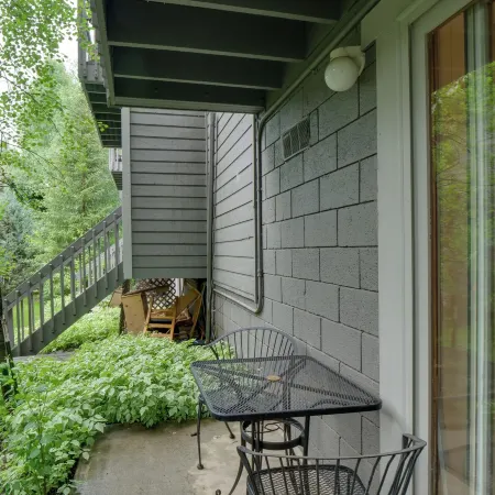 Chillside Chalet Modern West Vail Townhouse!