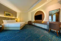 DoubleTree by Hilton Dubai Port Saeed - balcón