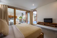 Apple Villa & Suite Seminyak