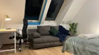 Cozy Room With Balcony Near Rennweg
