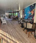 Blue Heron Bridge Hotel & Dive Club