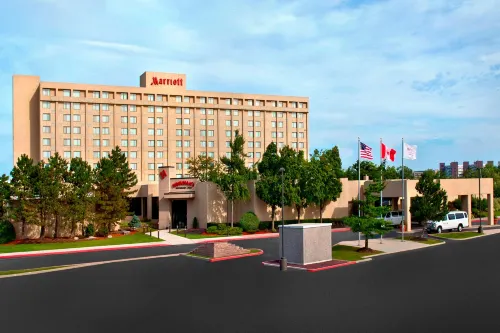 Buffalo Marriott Niagara Hotels in Amherst