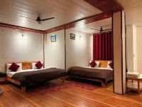 Plaza Hotel - 2-Star