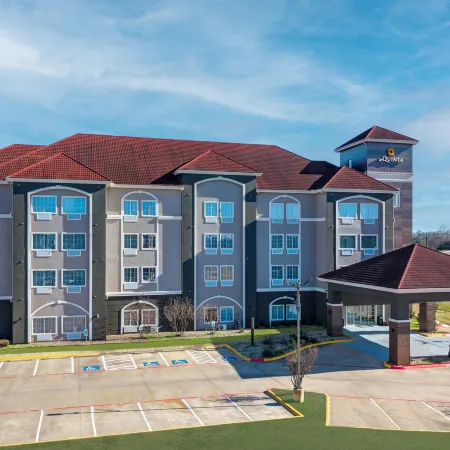 La Quinta Inn & Suites by Wyndham Paris