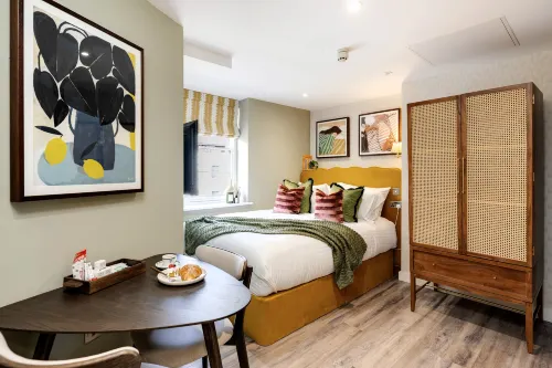 Colston Street - Open 1 Bedroom Apartment (D) - Kitchen