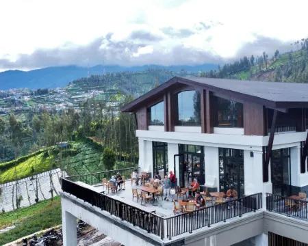 Jambuluwuk Bromo Resort Hotéis em Tosari