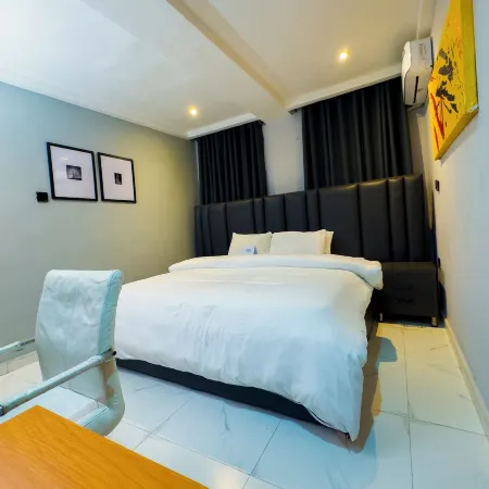 The colony residences hotel and suites