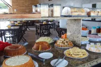 Pipas Bay - breakfast